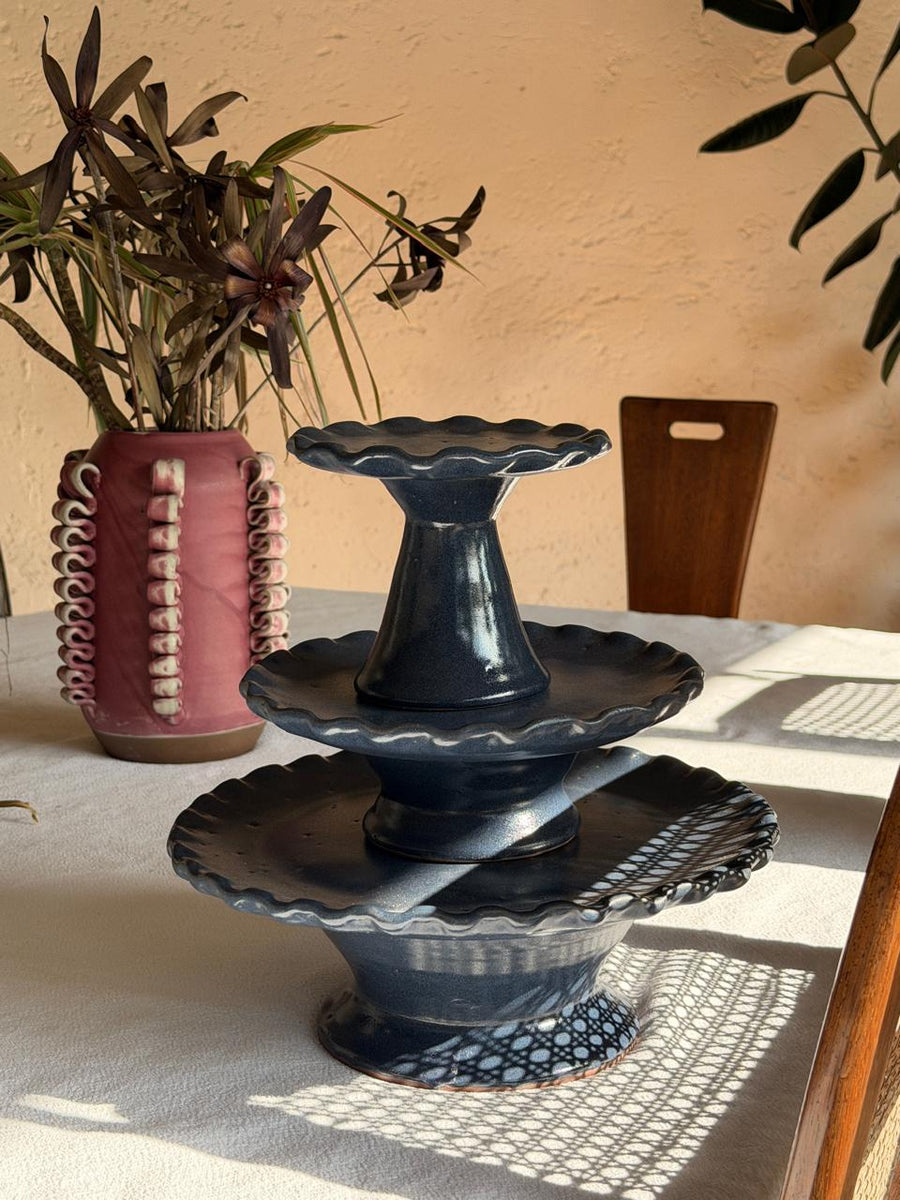 LOLA - SERVING STAND